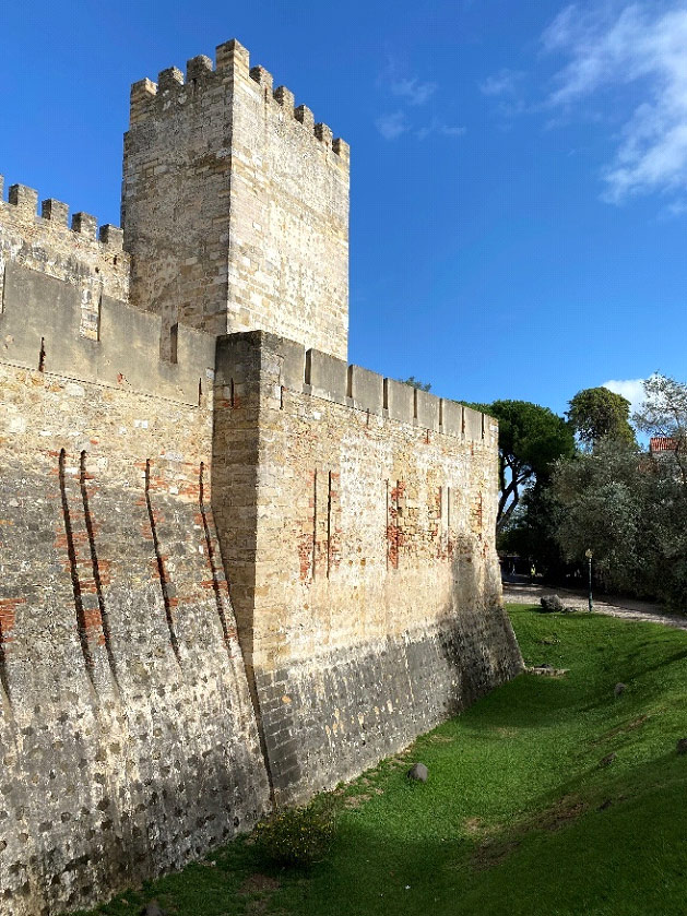 chateau-Sao-Jorge